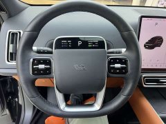 Li Auto L8 2023 Pro - ფოტო 20