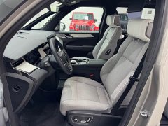 Volvo EM90 2025 Ultra Six-Seater - ფოტო 10