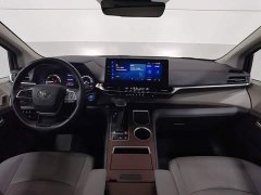 Toyota Grevias 2.5L Hybrid Premium Plus Edition - ფოტო 5