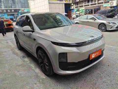 Li Auto L6 Pro - ფოტო 1