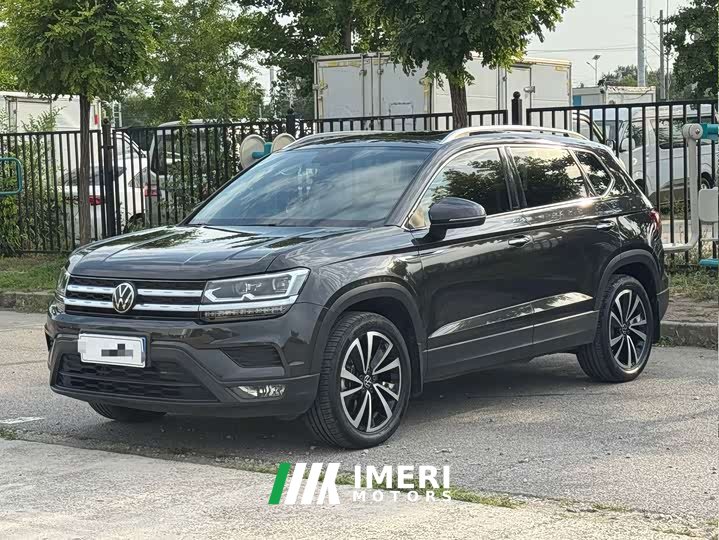 Volkswagen Touareg 280TSI FWD Luxury Edition - ავტომობილი ჩინეთიდან