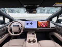 Li Auto i6 2025 Two-Wheel Drive Standard - ფოტო 12