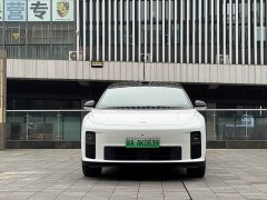 Li Auto i6 2025 Two-Wheel Drive Standard - ფოტო 2