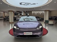 Luxeed Zhiji R7 2024 Pure Electric 802km Max - ფოტო 2