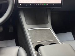 Tesla Model Y Long Range All-Wheel Drive - ფოტო 14