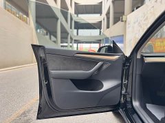 Tesla Model Y Long Range All-Wheel Drive - ფოტო 8