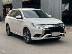 Mitsubishi Outlander 2020 2.0L FWD Comfort 5-Seater - ფოტო 3