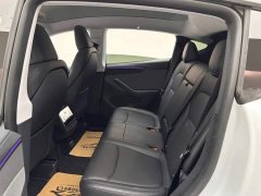 Tesla Model Y Rear-Wheel Drive - ფოტო 9