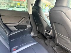 Tesla Model Y Rear-Wheel Drive - ფოტო 13