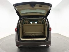 Buick GL8 2022 Land Executive Cabin 652T Luxury - ფოტო 9