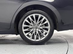 Toyota Avalon Hybrid 2.0L Luxury - ფოტო 12