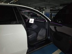 Tesla Model Y Rear-Wheel Drive Launch Edition - ფოტო 8