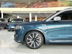 AITO M9 Extended Range Ultra 42kWh 6-Seater - ფოტო 4