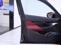 BMW 5 Series 530Li Premier M Sport Package - ფოტო 18