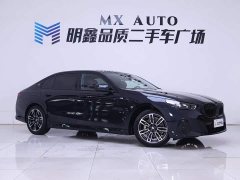 BMW 5 Series 530Li Premier M Sport Package - ფოტო 5