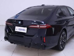 BMW 5 Series 530Li Premier M Sport Package - ფოტო 8