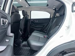 Honda Vezel 1.5L CVT Tech Edition - ფოტო 6