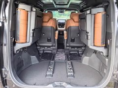 Toyota Vellfire Crown Hybrid 2.5L Premium Edition - ფოტო 13
