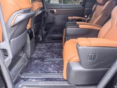 Toyota Vellfire Crown Hybrid 2.5L Premium Edition - ფოტო 8