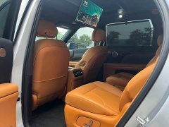 IM Motors Zhiji LS8 52 Max Luxury Six-Seater - ფოტო 6
