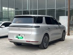 IM Motors Zhiji LS8 52 Max Luxury Six-Seater - ფოტო 7