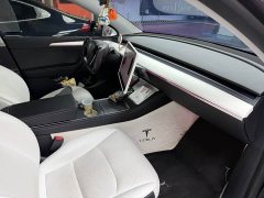 Tesla Model Y Rear-Wheel Drive - ფოტო 13