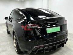 Tesla Model Y Rear-Wheel Drive - ფოტო 16