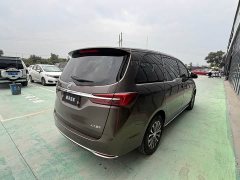 Buick GL8 Land Business Class Comfort Edition - ფოტო 13
