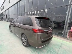 Buick GL8 Land Business Class Comfort Edition - ფოტო 15
