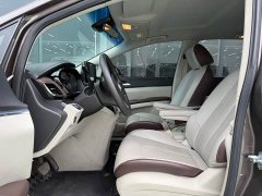 Buick GL8 Land Business Class Comfort Edition - ფოტო 4