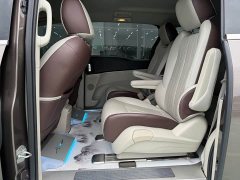 Buick GL8 Land Business Class Comfort Edition - ფოტო 5