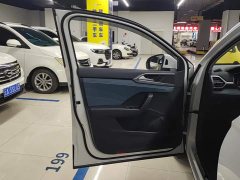 Volkswagen Touareg 300TSI FWD Full Moon Edition - ფოტო 7