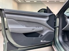 Zeekr 001 YOU Edition 100kWh AWD - ფოტო 19