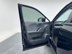 Toyota RAV4 2.0L FWD Luxury - ფოტო 11
