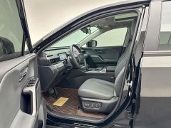 Toyota RAV4 2.0L FWD Luxury - ფოტო 9