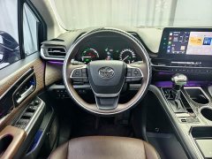 Toyota Sienna 2023 2.5L Hybrid Luxury - ფოტო 13