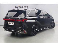 Toyota Sienna 2023 2.5L Hybrid Luxury - ფოტო 4