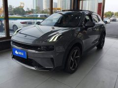Lynk & Co Geely Lynk & Co 06 EM-P PHEV 84KM Range Pro - ფოტო 1
