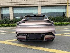 Xiaomi YU7 2025 Four-Wheel Drive Pro - ფოტო 14