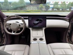Xiaomi YU7 2025 Four-Wheel Drive Pro - ფოტო 9