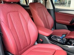 BMW iX3 Facelift Leadership Edition - ფოტო 9