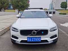 Volvo V90 Cross Country B5 AWD Intelligent Remote Edition - ფოტო 2