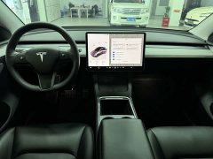 Tesla Model Y 2023 Rear-Wheel Drive - ფოტო 10