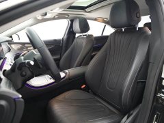 Mercedes-Benz CLS 300 AMG Dynamic - ფოტო 9