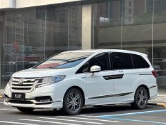 Honda Elysion 2019 2.0L Hybrid Luxury - ფოტო 3
