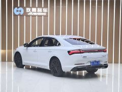 Geely Xingrui Gasoline-Hybrid 1.5TD Xinghe Edition - ფოტო 18
