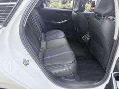 Geely Xingrui Gasoline-Hybrid 1.5TD Xinghe Edition - ფოტო 6