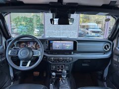 Jeep Wrangler 2024 2.0T Sahara Four-Door - ფოტო 12