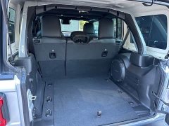 Jeep Wrangler 2024 2.0T Sahara Four-Door - ფოტო 18