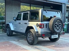 Jeep Wrangler 2024 2.0T Sahara Four-Door - ფოტო 6